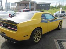 【国道23号線沿い。鈴鹿警察署を北へ1km】三重県で輸入車お探しであれば、ぜひ一度、三重県鈴鹿市のラップトレードへご来店下さい！