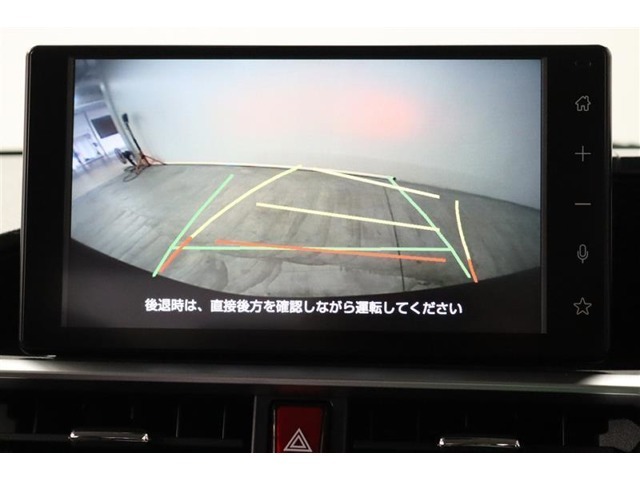 バック時の必需品バックモニターを装備！駐車時の車庫入れやバック時の後方確認をサポートいたします！