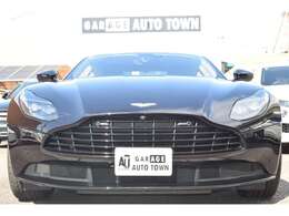 低プライス、高品質のお車を随時25台以上展示しております★注文販売も行っておりますのでお気軽にスタッフ迄お申し付け下さい♪