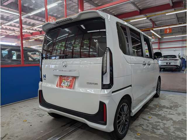 オートバックスではお車の査定を無料でさせていただいております。ワンプライスで見積書を発行。買取り価格は5日間有効です。ご自宅で、ゆっくりとご検討いただけます。