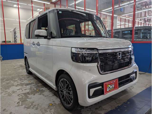 業界初！オートバックスでお車をご購入頂くと、納車後3ヶ月以内につけてしまったボディのキズやヘコミの修理代金を3万円までオートバックスが保証する「ふっかつサポート」が付帯します。詳しくはスタッフまで♪