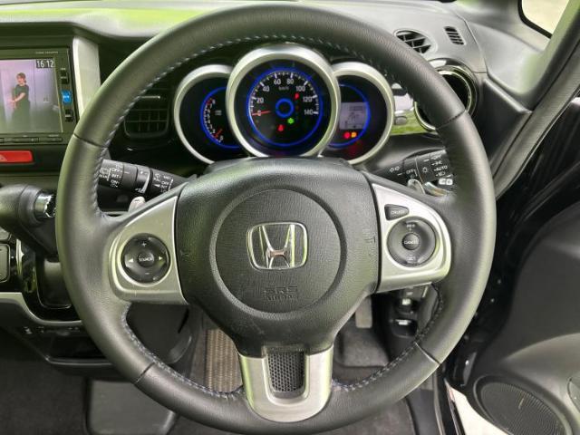 こちらのお車はいかがでしょうか？少しでも気になっていただけましたら是非お問い合わせください！さらにお車の詳細をお送りいたします！