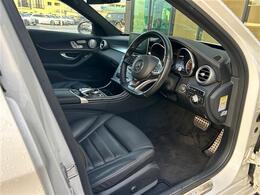 リベラーラでは、通常のオートローン（最長120回払い）の他にも「買取保証型プラン」や「残価設定プラン」など、様々なお支払プランをご用意しております。