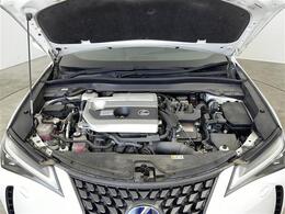 【エンジンルーム】エンジンの調子は良好です！ご納車前にはしっかりとオイル交換・その他油種類の点検補充をさせて頂きます。また、ガリバーでは修復歴のある車は販売いたしません。