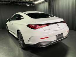 テールランプはLEDで夜間でも非常に明るいです