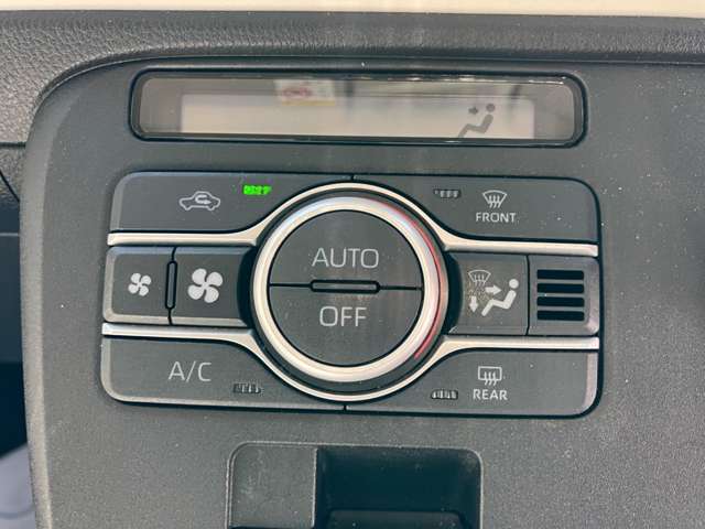 ★フルオートエアコン★設定した温度を自動コントロールでキープ！快適な室内環境！花粉フィルターも搭載！