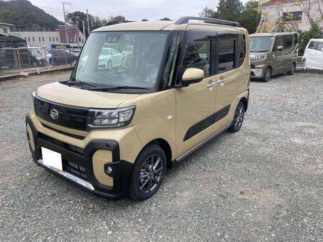 お仕事からお出かけまで厳選した中古車でお客様の生活をサポートさせて頂きます！