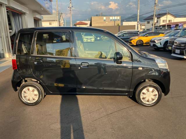 車両は低走行・高品質車を厳選して展示しております！店頭にない車種や他店舗の在庫車両も一部車両を除きお取り寄せ陸送費は頂いておりません！お客様にぴったりの1台をご提案させていただきます！！