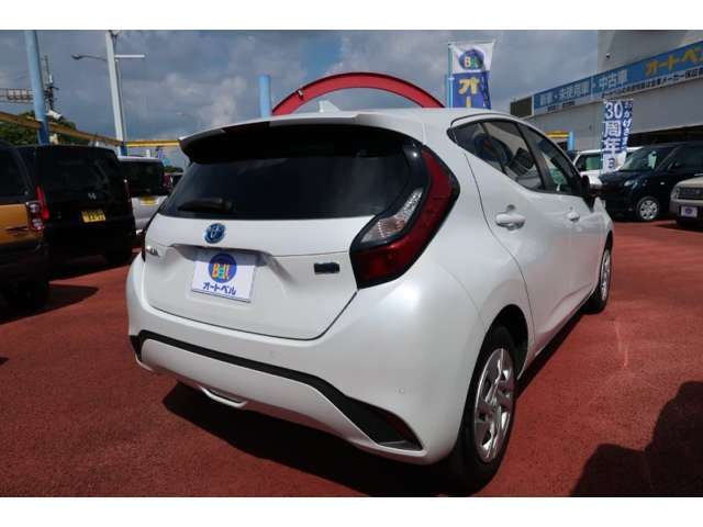 オートベル東バイパス店・オートベル浜線バイパス嘉島店・オートベルサンロードシティ人吉店の熊本県下3店舗に総在庫常時800台以上を展示しております。