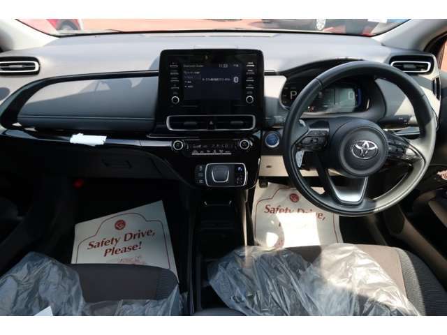 在庫車は店舗を移動している場合がございますので、御来店前に在庫の確認をして頂きます事をお勧めいたしております。