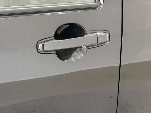 ☆内外装ピッカピカのお車です！☆