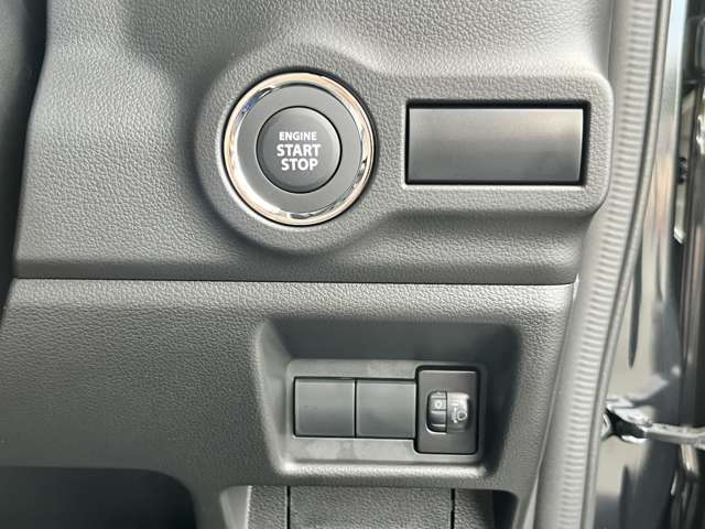 当社のアフターサービスの関係で、こちらのお車は群馬県在住の方に販売を限らせていただきます。