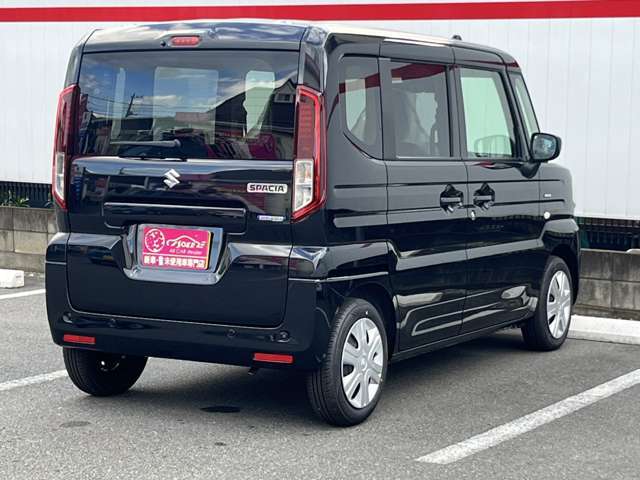 イソベモータース本店は、関越道の高崎インターから車で5分です。高崎料金所を「高崎」方面（左レーン）です。一般道に合流してから3つ目の信号（西島町交差点）を左斜めに曲がって下さい。1分くらいで店舗です。