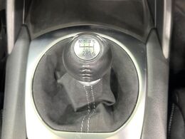 【フロア6速MT】走りの6速MT！！スポーティーな走行をお楽しみいただけます♪