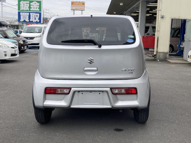 「当社のこだわり」　　冠水車　雹害車などの安い車両を修理して販売しておりません。ご安心下さい！