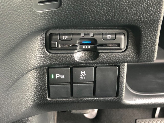 【ETC車載器】お持ちのカードを入れていただければ、そのままお使いいただけます！セットアップ作業をしてご納車いたします。