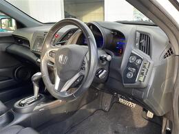 安心の全車保証付き！（※部分保証、国産車は納車後3ヶ月、輸入車は納車後1ヶ月の保証期間となります）。その他長期保証(有償)もご用意しております！※長期保証を付帯できる車両には条件がございます。