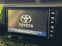 【純正ナビ】人気の純正ナビを装備しております。ナビの使いやすさはもちろん、オーディオ機能も充実！キャンプや旅行はもちろん、通勤や買い物など普段のドライブも楽しくなるはず♪
