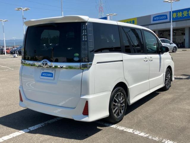 全国に店舗を展開しているのでどこでもお取り寄せが可能です！この車が気になるけど遠方だから・・・と諦める必要はありません！※別途陸送費が必要です。