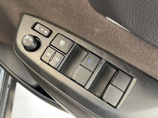 ◆車両状態確認致します♪お気軽にお電話下さい！スタッフが現車を見てお答えします！！！もちろん取り付けたいアフターパーツ等も付けた状態でご納車可能！お気軽にご相談下さい！