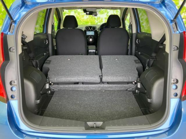 WECARS（ウィーカーズ）は全国250店舗展開！お客様が安心してカーライフをお楽しみいただけるよう社員一同心を込めてサポートいたします。