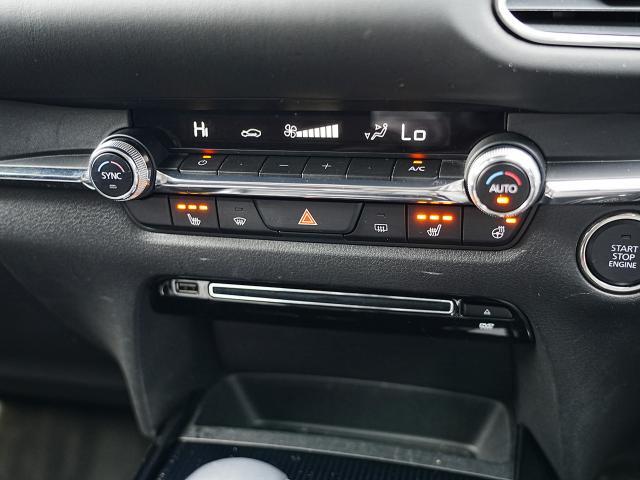 こちらのお車のご契約にはご来店での現車確認を必須条件とさせていただきます