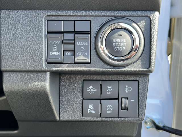 当社のアフターサービスの関係で、こちらのお車は群馬県在住の方に販売を限らせていただきます。