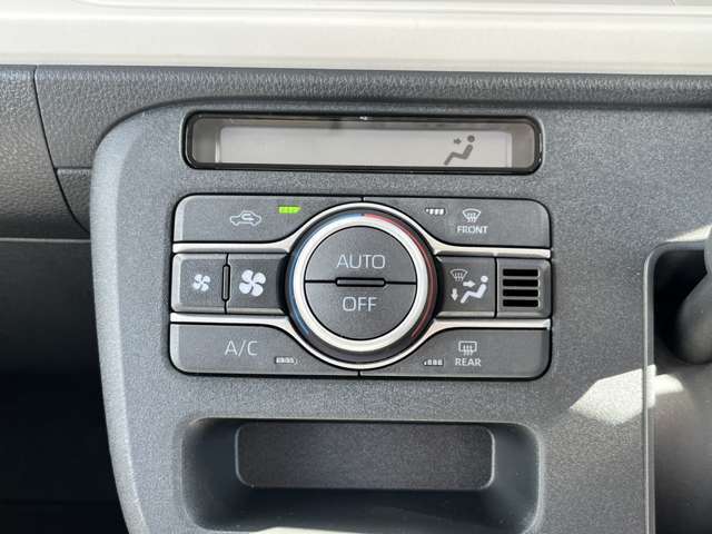 当社のアフターサービスの関係で、こちらのお車は群馬県在住の方に販売を限らせていただきます。