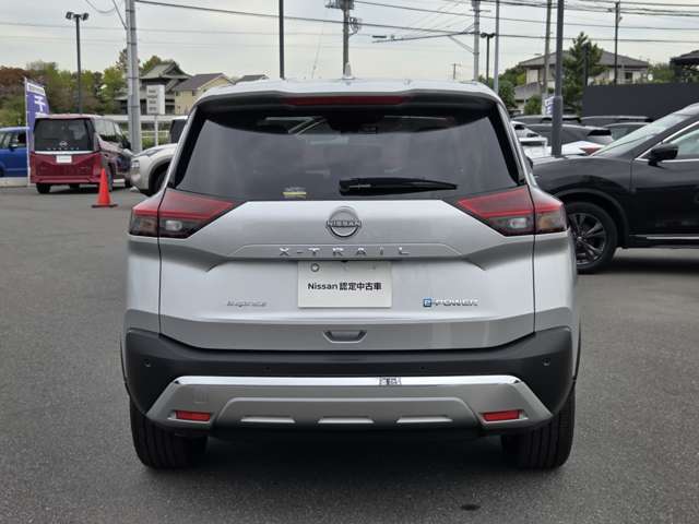 認定中古車を多く在庫しております。ご安心してお車選べるようにしっかりサポートいたします。