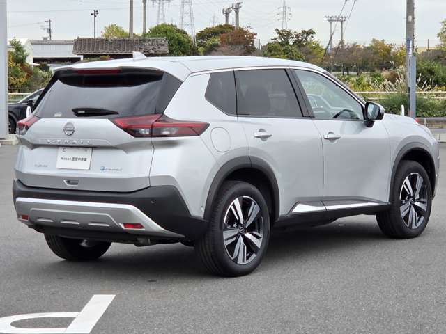 お問い合わせは0436-42-1160まで、お気軽にどうぞ♪千葉日産は水曜日が定休日となりますが、10時から18時まで営業しております。火曜日も連休の場合もございますので、ご留意くださいませ。