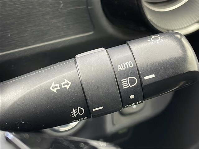 【運転席操作部】快適なドライブを楽しむための機能が装備されています！運転席から触れるので、使いやすいです！除菌プランいれていただくと、さらに清潔で安心していただけます！