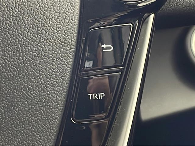 【運転席操作部】快適なドライブを楽しむための機能が装備されています！運転席から触れるので、使いやすいです！除菌プランいれていただくと、さらに清潔で安心していただけます！