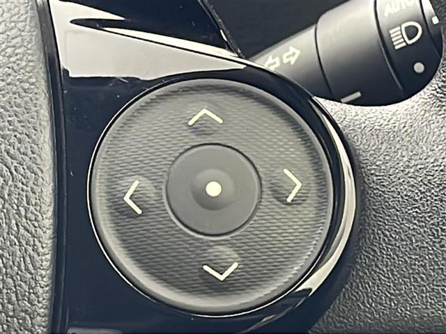 【運転席操作部】快適なドライブを楽しむための機能が装備されています！運転席から触れるので、使いやすいです！除菌プランいれていただくと、さらに清潔で安心していただけます！