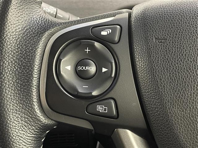 【運転席操作部】快適なドライブを楽しむための機能が装備されています！運転席から触れるので、使いやすいです！除菌プランいれていただくと、さらに清潔で安心していただけます！