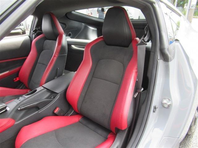 赤革/スエード調コンビシート・シートヒーター・BOSEサウンド・純正9型ナビ・フルセグ・LED・RAYS製純正19AW・エマージェンシーブレーキ・BSM・LDW・ハイビームアシスト・405PS・9AT