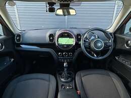 遠方のご納車の際も我々がしっかりサポートさせて頂きます。お気軽にスタッフまでご相談下さい。