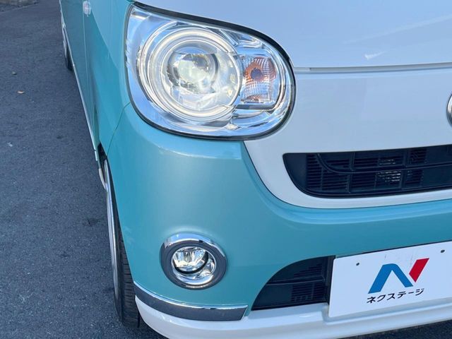 【LEDヘッドライト】悪天候や夜間走行時も良好な視界を確保し安心して運転できる高輝度LEDヘッドライトを装備！点灯速度が早く、消費電力も抑えられています。