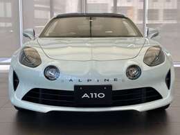 街中を走っていたらついみとれてしまう…。走りもデザインも乗っていただければ、間違いなく満足感を得ることができます♪