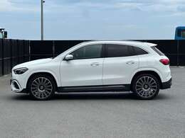 ☆M・ベンツ　GLA200d　4マチック　AMGライン　入庫しました☆　※　ご来店の際は事前に展示店舗の確認をお願い致します。　（掲載店舗にお車がない場合がございます）