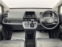 【インパネ全体】全方位で視界が広く、高い目線で運転もしやすいです！