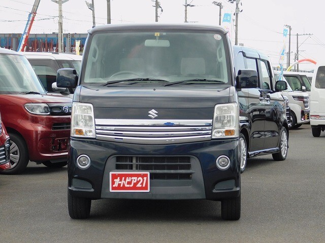 平成24年式エブリイワゴンです。標準ルーフ　ターボ車です。