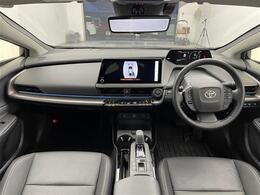 【インパネ全体】全方位で視界が広く、高い目線で運転もしやすいです！