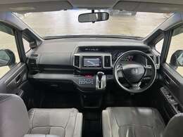 専門業者によるルームクリーニング実施☆室内の細かい所からエンジンルームまでキレイになった状態でお渡しいたします♪