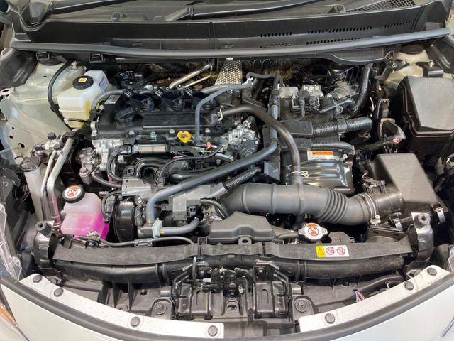 親切・丁寧な専門メカニックスタッフが応対！・車検・点検整備・事故等の修理などアフターサービスも安心。お車のカスタマイズもネクステージのサービススタッフまでご相談ください！