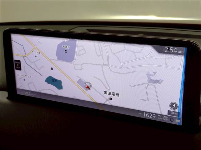 純正ナビ搭載。