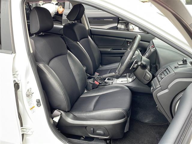 店舗にて現車の確認もいただけますので、お電話で在庫のご確認の上、是非ガリバー黒部店までご来店くださいませ！！！