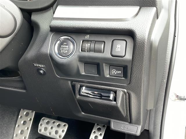 店舗にて現車の確認もいただけますので、お電話で在庫のご確認の上、是非ガリバー黒部店までご来店くださいませ！！！