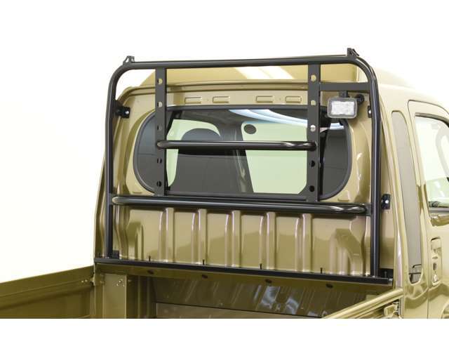 《3本のパイプがそれぞれの役割を発揮》脚立や角材などの長物をしっかり支える！