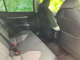 運転席側後列シート