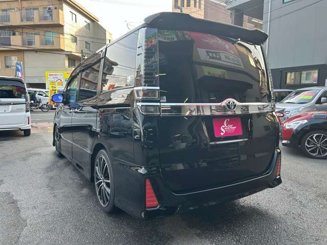 車は、買う時よりも買った後からのお付き合いが長いものです。気軽に相談できるお店作りに力を入れております！気さくなスタッフがお客様のご来店をお待ちしております☆